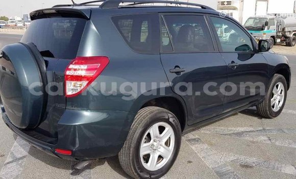 Nunua Imported Toyota 4Runner Kijani Gari ndani ya Import - Dubai nchini Bujumbura Nunua Imported Toyota 4Runner Kijani Gari ndani ya Import - Dubai nchini Bujumbura
