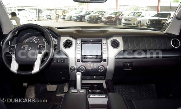 Nunua Imported Toyota Tundra Nyeusi Gari ndani ya Import - Dubai nchini Bujumbura Nunua Imported Toyota Tundra Nyeusi Gari ndani ya Import - Dubai nchini Bujumbura