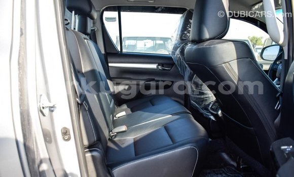Buy Import Toyota Hilux Other Car in Import - Dubai in Bujumbura Buy Import Toyota Hilux Other Car in Import - Dubai in Bujumbura