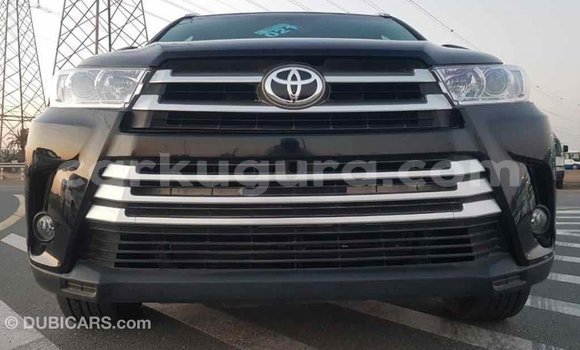 Acheter Import Voiture Toyota Highlander Noir à Import - Dubai, Bujumbura Acheter Import Voiture Toyota Highlander Noir à Import - Dubai, Bujumbura