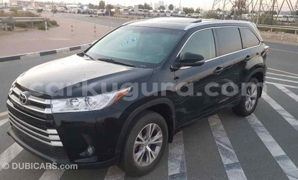 Acheter Import Voiture Toyota Highlander Noir à Import - Dubai, Bujumbura Acheter Import Voiture Toyota Highlander Noir à Import - Dubai, Bujumbura