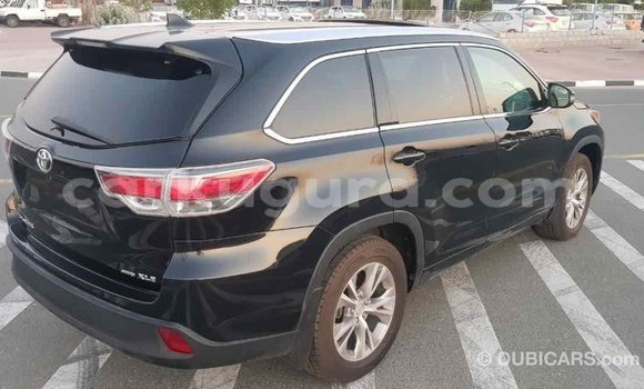Nunua Imported Toyota Highlander Nyeusi Gari ndani ya Import - Dubai nchini Bujumbura Nunua Imported Toyota Highlander Nyeusi Gari ndani ya Import - Dubai nchini Bujumbura