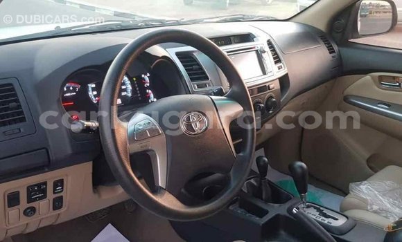 Buy Import Toyota Fortuner White Car in Import - Dubai in Bujumbura Buy Import Toyota Fortuner White Car in Import - Dubai in Bujumbura