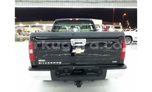Nunua Imported Chevrolet Silverado Nyeusi Gari ndani ya Import - Dubai nchini Bujumbura Nunua Imported Chevrolet Silverado Nyeusi Gari ndani ya Import - Dubai nchini Bujumbura