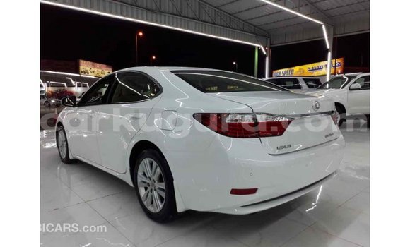 Nunua Imported Lexus ES Nyeupe Gari ndani ya Import - Dubai nchini Bujumbura Nunua Imported Lexus ES Nyeupe Gari ndani ya Import - Dubai nchini Bujumbura