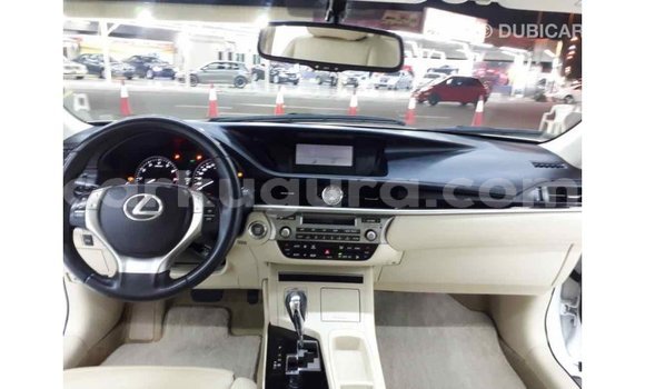 Nunua Imported Lexus ES Nyeupe Gari ndani ya Import - Dubai nchini Bujumbura Nunua Imported Lexus ES Nyeupe Gari ndani ya Import - Dubai nchini Bujumbura