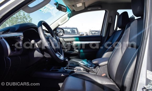 Nunua Imported Toyota Hilux Nyingine Gari ndani ya Import - Dubai nchini Bujumbura Nunua Imported Toyota Hilux Nyingine Gari ndani ya Import - Dubai nchini Bujumbura