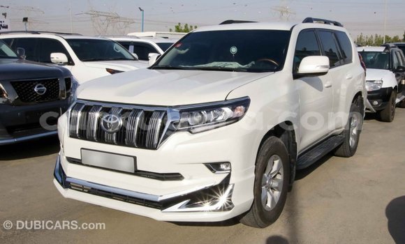 Acheter Import Voiture Toyota Prado Blanc à Import - Dubai, Bujumbura Acheter Import Voiture Toyota Prado Blanc à Import - Dubai, Bujumbura