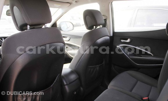 Nunua Imported Hyundai Santa Fe Nyeusi Gari ndani ya Import - Dubai nchini Bujumbura Nunua Imported Hyundai Santa Fe Nyeusi Gari ndani ya Import - Dubai nchini Bujumbura