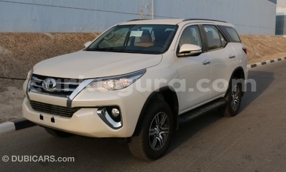Buy Import Toyota Fortuner Black Car in Import - Dubai in Bujumbura Buy Import Toyota Fortuner Black Car in Import - Dubai in Bujumbura