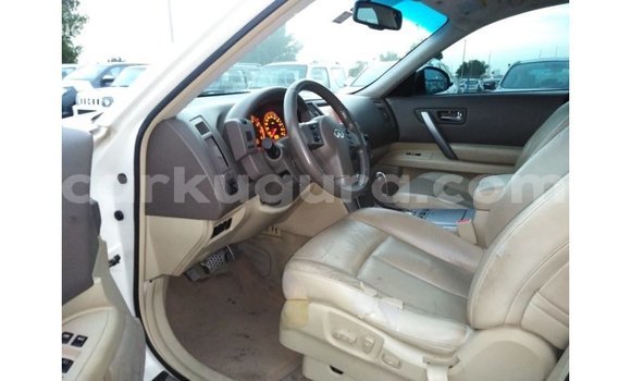 Nunua Imported Infiniti FX Nyeupe Gari ndani ya Import - Dubai nchini Bujumbura Nunua Imported Infiniti FX Nyeupe Gari ndani ya Import - Dubai nchini Bujumbura