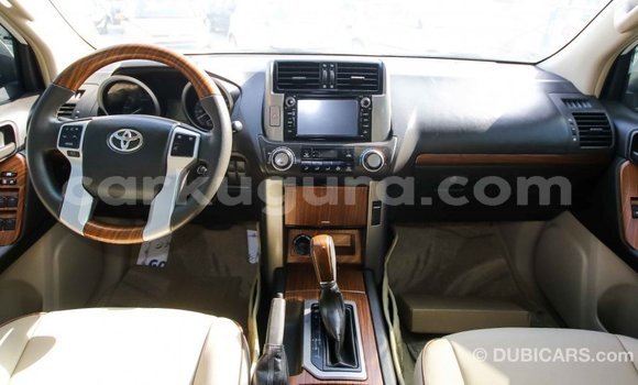 Nunua Imported Toyota Prado Nyeupe Gari ndani ya Import - Dubai nchini Bujumbura Nunua Imported Toyota Prado Nyeupe Gari ndani ya Import - Dubai nchini Bujumbura