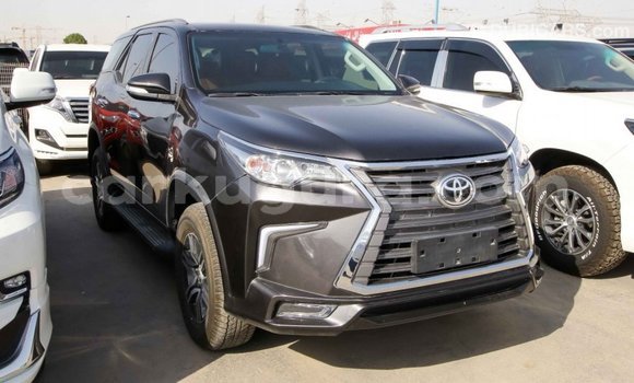 Nunua Imported Toyota Fortuner Nyingine Gari ndani ya Import - Dubai nchini Bujumbura Nunua Imported Toyota Fortuner Nyingine Gari ndani ya Import - Dubai nchini Bujumbura