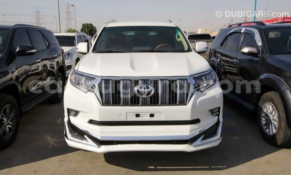 Nunua Imported Toyota Prado Nyeupe Gari ndani ya Import - Dubai nchini Bujumbura Nunua Imported Toyota Prado Nyeupe Gari ndani ya Import - Dubai nchini Bujumbura