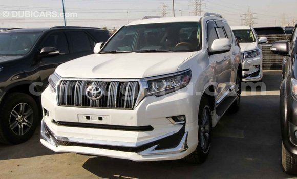 Nunua Imported Toyota Prado Nyeupe Gari ndani ya Import - Dubai nchini Bujumbura Nunua Imported Toyota Prado Nyeupe Gari ndani ya Import - Dubai nchini Bujumbura