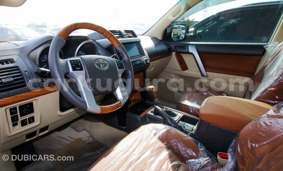 Nunua Imported Toyota Prado Nyeupe Gari ndani ya Import - Dubai nchini Bujumbura Nunua Imported Toyota Prado Nyeupe Gari ndani ya Import - Dubai nchini Bujumbura