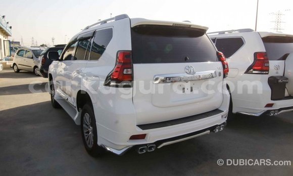 Nunua Imported Toyota Prado Nyeupe Gari ndani ya Import - Dubai nchini Bujumbura Nunua Imported Toyota Prado Nyeupe Gari ndani ya Import - Dubai nchini Bujumbura