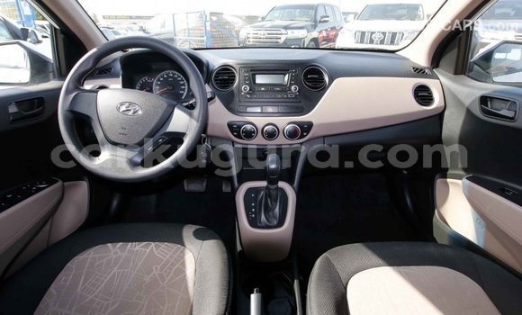 Nunua Imported Hyundai i10 Nyeupe Gari ndani ya Import - Dubai nchini Bujumbura Nunua Imported Hyundai i10 Nyeupe Gari ndani ya Import - Dubai nchini Bujumbura