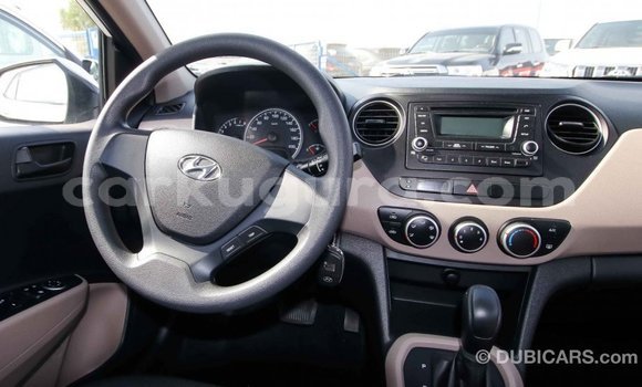 Nunua Imported Hyundai i10 Nyeupe Gari ndani ya Import - Dubai nchini Bujumbura Nunua Imported Hyundai i10 Nyeupe Gari ndani ya Import - Dubai nchini Bujumbura