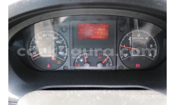 Acheter Import Voiture Peugeot 106 Blanc à Import - Dubai, Bujumbura