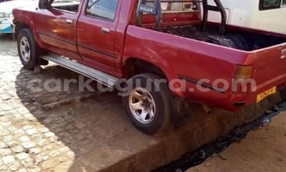 Acheter Occasion Voiture Toyota Hilux Rouge à Bujumbura, Bujumbura Acheter Occasion Voiture Toyota Hilux Rouge à Bujumbura, Bujumbura