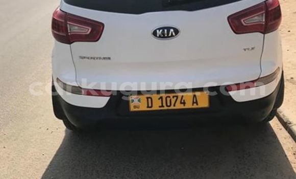 Acheter Occasion Voiture Kia Sportage Blanc à Bujumbura, Bujumbura Acheter Occasion Voiture Kia Sportage Blanc à Bujumbura, Bujumbura