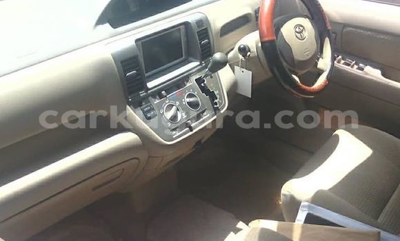 Acheter Occasion Voiture Toyota Raum Bleu à Bujumbura, Bujumbura Acheter Occasion Voiture Toyota Raum Bleu à Bujumbura, Bujumbura