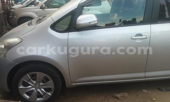 Acheter Occasion Voiture Toyota Ractis Gris à Bujumbura, Bujumbura Acheter Occasion Voiture Toyota Ractis Gris à Bujumbura, Bujumbura