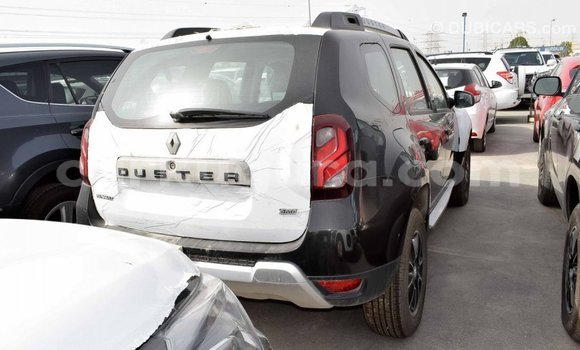 Nunua Imported Renault Duster Nyeusi Gari ndani ya Import - Dubai nchini Bujumbura Nunua Imported Renault Duster Nyeusi Gari ndani ya Import - Dubai nchini Bujumbura