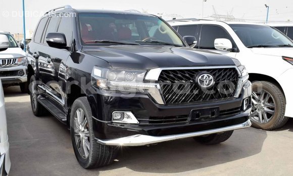 Nunua Imported Toyota Land Cruiser Nyeusi Gari ndani ya Import - Dubai nchini Bujumbura Nunua Imported Toyota Land Cruiser Nyeusi Gari ndani ya Import - Dubai nchini Bujumbura