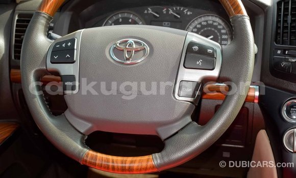 Nunua Imported Toyota Land Cruiser Nyeusi Gari ndani ya Import - Dubai nchini Bujumbura Nunua Imported Toyota Land Cruiser Nyeusi Gari ndani ya Import - Dubai nchini Bujumbura