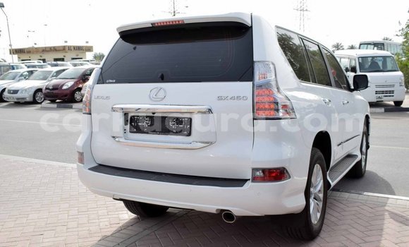 Nunua Imported Lexus GX Nyeupe Gari ndani ya Import - Dubai nchini Bujumbura Nunua Imported Lexus GX Nyeupe Gari ndani ya Import - Dubai nchini Bujumbura