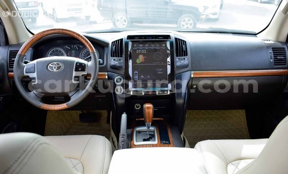 Buy Import Toyota Land Cruiser Other Car in Import - Dubai in Bujumbura Buy Import Toyota Land Cruiser Other Car in Import - Dubai in Bujumbura