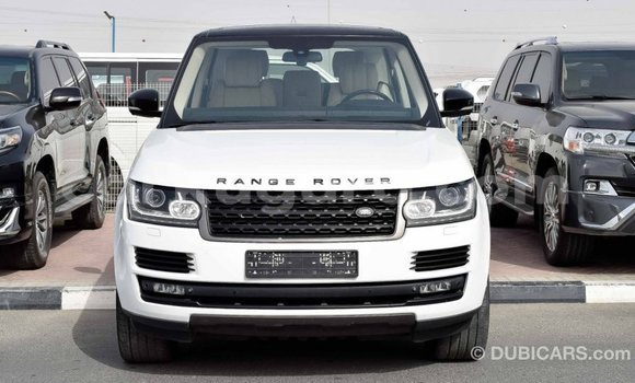 Acheter Import Voiture Land Rover Range Rover Blanc à Import - Dubai, Bujumbura Acheter Import Voiture Land Rover Range Rover Blanc à Import - Dubai, Bujumbura