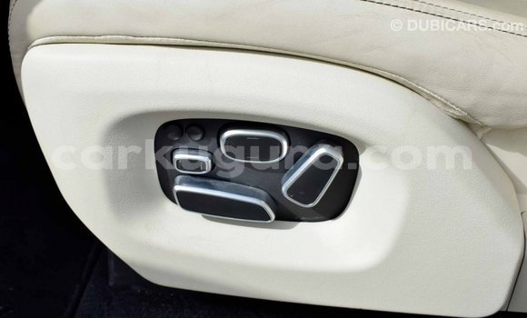 Acheter Import Voiture Land Rover Range Rover Blanc à Import - Dubai, Bujumbura Acheter Import Voiture Land Rover Range Rover Blanc à Import - Dubai, Bujumbura