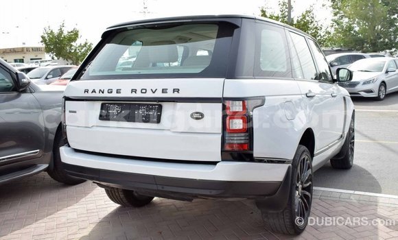 Acheter Import Voiture Land Rover Range Rover Blanc à Import - Dubai, Bujumbura Acheter Import Voiture Land Rover Range Rover Blanc à Import - Dubai, Bujumbura