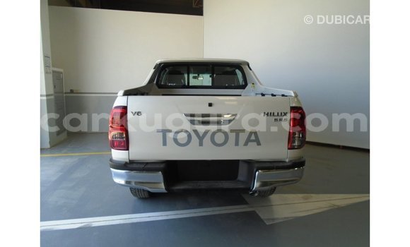 Nunua Imported Toyota Hilux Nyingine Gari ndani ya Import - Dubai nchini Bujumbura Nunua Imported Toyota Hilux Nyingine Gari ndani ya Import - Dubai nchini Bujumbura