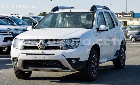 Nunua Imported Renault Duster Nyeupe Gari ndani ya Import - Dubai nchini Bujumbura Nunua Imported Renault Duster Nyeupe Gari ndani ya Import - Dubai nchini Bujumbura