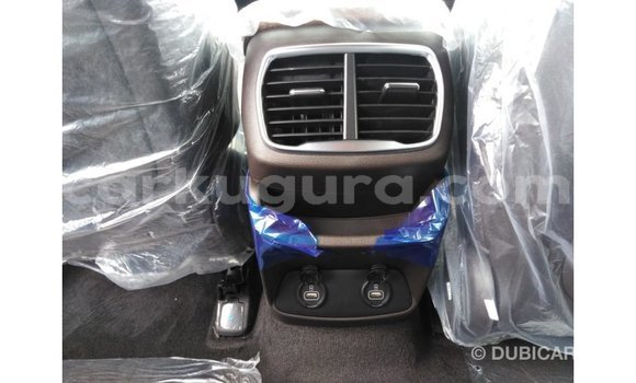 Nunua Imported Hyundai Santa Fe Nyeupe Gari ndani ya Import - Dubai nchini Bujumbura Nunua Imported Hyundai Santa Fe Nyeupe Gari ndani ya Import - Dubai nchini Bujumbura