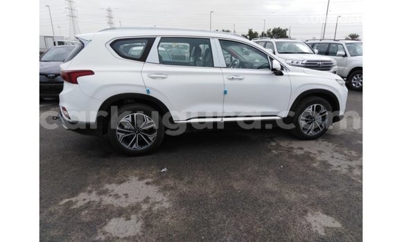 Buy Import Hyundai Santa Fe White Car in Import - Dubai in Bujumbura Buy Import Hyundai Santa Fe White Car in Import - Dubai in Bujumbura