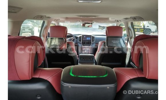 Buy Import Toyota Land Cruiser Black Car in Import - Dubai in Bujumbura Buy Import Toyota Land Cruiser Black Car in Import - Dubai in Bujumbura