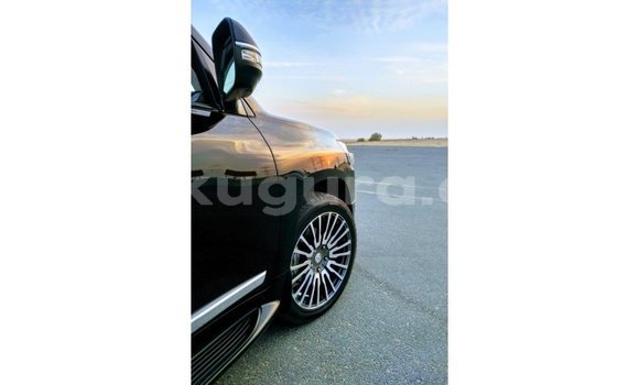 Buy Import Toyota Land Cruiser Black Car in Import - Dubai in Bujumbura Buy Import Toyota Land Cruiser Black Car in Import - Dubai in Bujumbura