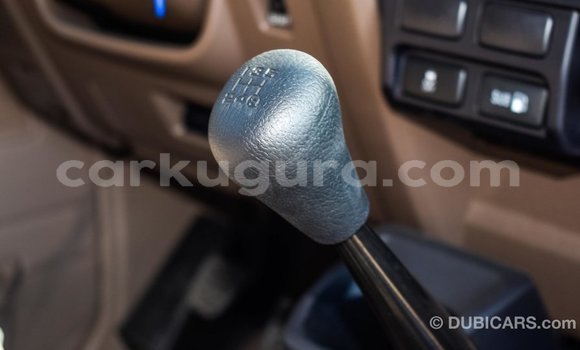 Acheter Import Voiture Toyota Land Cruiser Beige à Import - Dubai, Bujumbura Acheter Import Voiture Toyota Land Cruiser Beige à Import - Dubai, Bujumbura