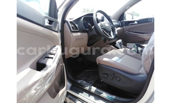 Nunua Imported Hyundai Tucson Nyingine Gari ndani ya Import - Dubai nchini Bujumbura Nunua Imported Hyundai Tucson Nyingine Gari ndani ya Import - Dubai nchini Bujumbura