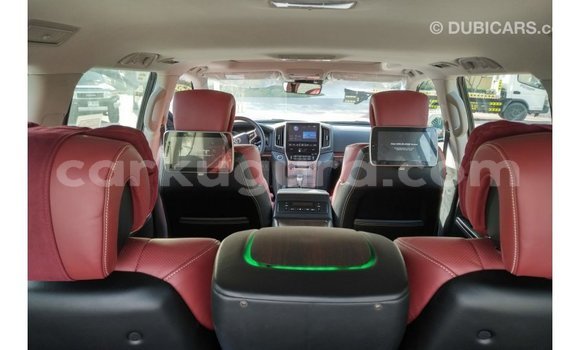 Buy Import Toyota Land Cruiser Black Car in Import - Dubai in Bujumbura Buy Import Toyota Land Cruiser Black Car in Import - Dubai in Bujumbura