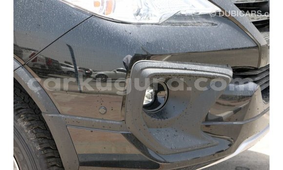 Acheter Import Voiture Toyota Fortuner Noir à Import - Dubai, Bujumbura Acheter Import Voiture Toyota Fortuner Noir à Import - Dubai, Bujumbura