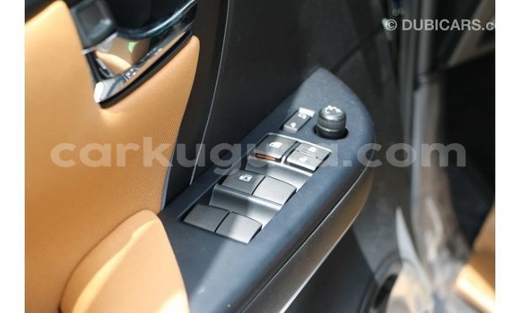 Acheter Import Voiture Toyota Fortuner Noir à Import - Dubai, Bujumbura Acheter Import Voiture Toyota Fortuner Noir à Import - Dubai, Bujumbura