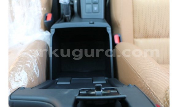 Acheter Import Voiture Toyota Fortuner Noir à Import - Dubai, Bujumbura Acheter Import Voiture Toyota Fortuner Noir à Import - Dubai, Bujumbura