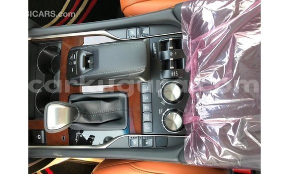 Acheter Import Voiture Lexus LX Blanc à Import - Dubai, Bujumbura Acheter Import Voiture Lexus LX Blanc à Import - Dubai, Bujumbura