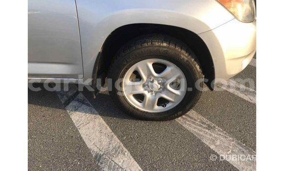 Nunua Imported Toyota 4Runner Nyingine Gari ndani ya Import - Dubai nchini Bujumbura Nunua Imported Toyota 4Runner Nyingine Gari ndani ya Import - Dubai nchini Bujumbura